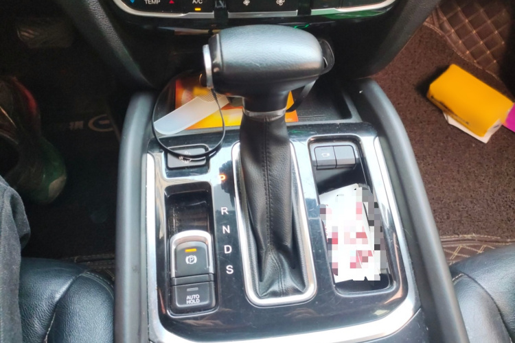 广汽传祺 传祺GS8 2017款 320T 两驱豪华智联版（七座）局部细节18