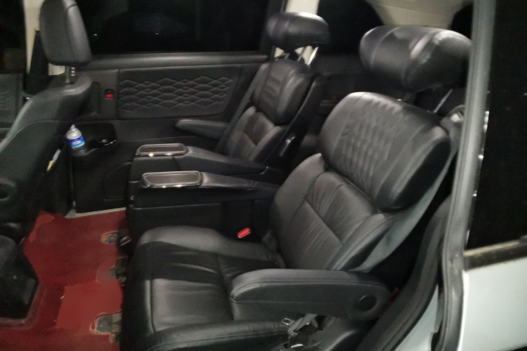 本田 艾力绅 2024款 2.0L e:HEV 豪华版中控内饰21