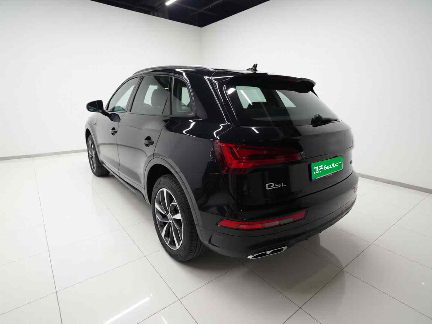 奥迪Q5L 2025款 40 TFSI 豪华动感型(3)