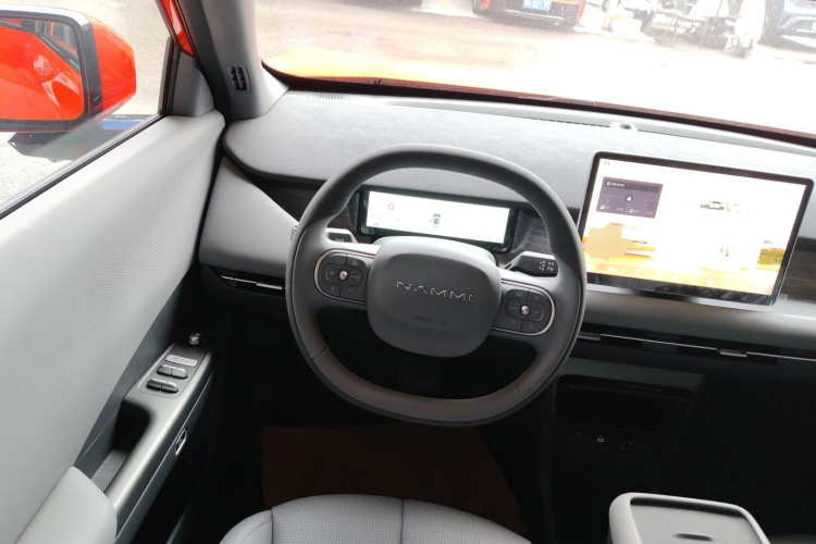 东风纳米 纳米06 2025款 401 Pro中控内饰13