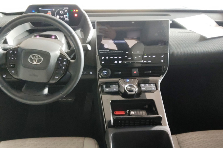丰田 铂智4X 2024款 615 MAX版中控内饰12