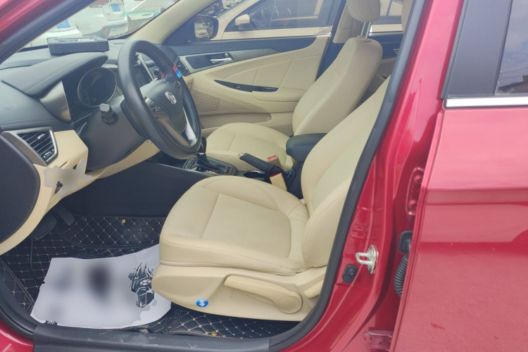 长安 逸动 2016款 1.6L 自动风尚型中控内饰19