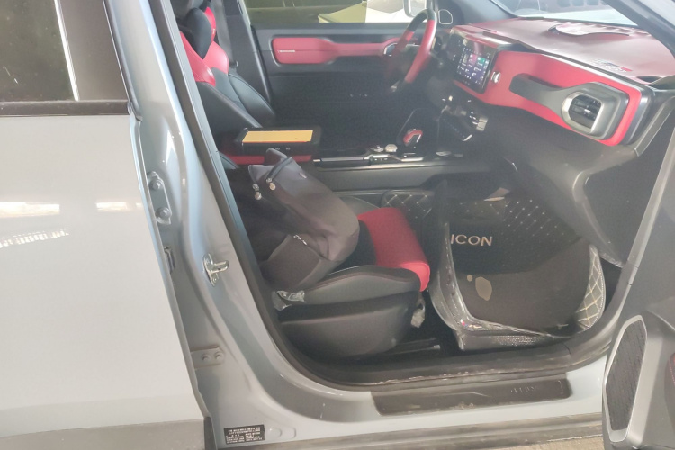 吉利汽车 吉利icon 2020款 1.5TD i7 BSG局部细节41