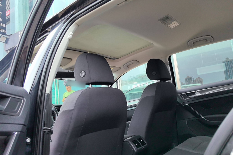 大众 高尔夫 2015款 1.6L 自动舒适型中控内饰7008