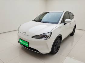 哪吒汽车 哪吒V 2022款 潮 400 Lite