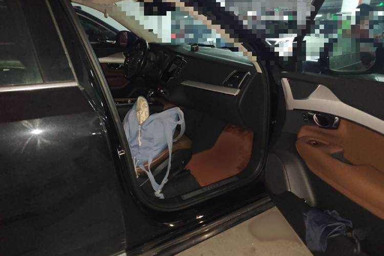 沃尔沃XC90 2020款 T5 智行豪华版 5座局部细节9005