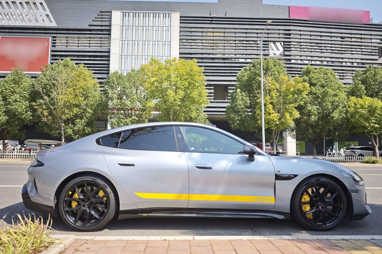 小米汽车 小米SU7 Ultra 2025款 Ultra车身外观6010