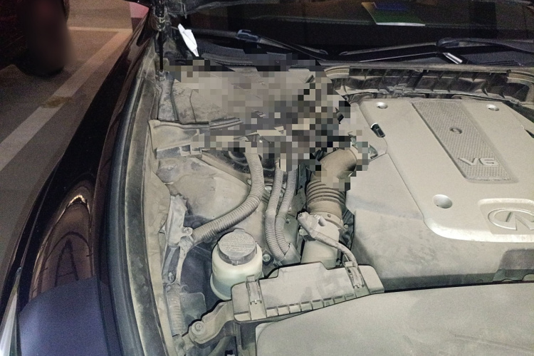 英菲尼迪Q70 2017款 Q70L 2.5L 悦享版局部细节9003