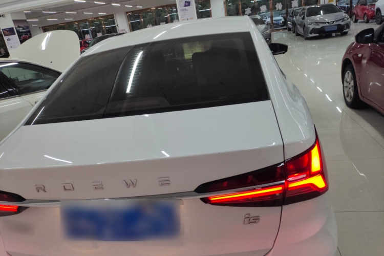 荣威i5 2021款 1.5L CVT钻石版车身外观6