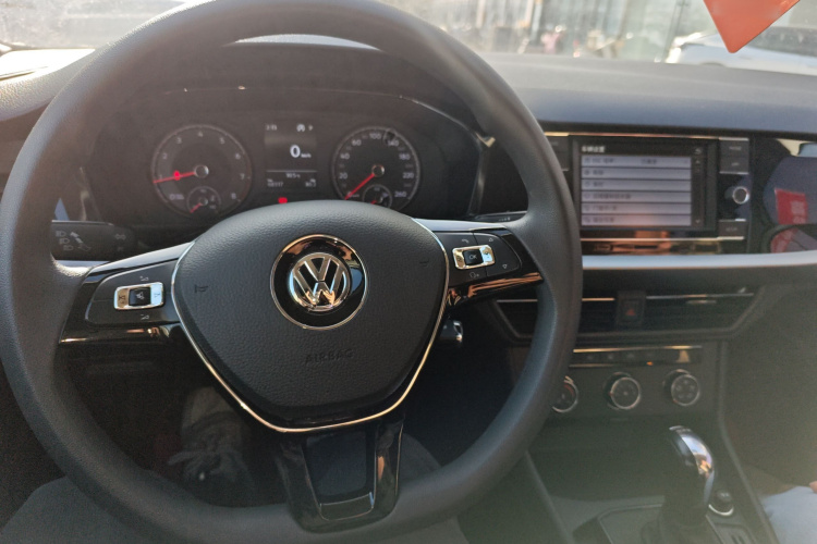 大众 朗逸 2019款 280TSI DSG舒适版 国VI中控内饰7002