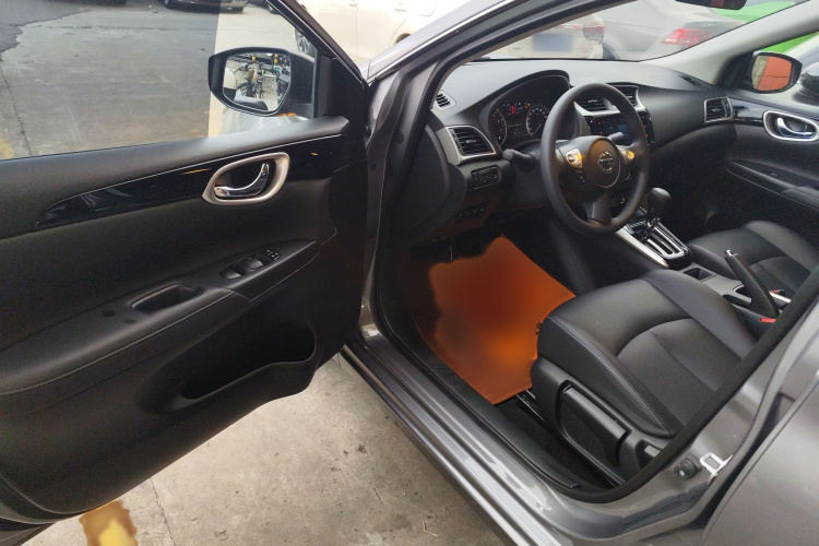 日产 轩逸 2022款 经典 1.6XL CVT豪华版中控内饰7003