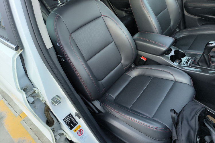 长安CS75 2017款 尚酷版 1.5T 手动锋享型局部细节41