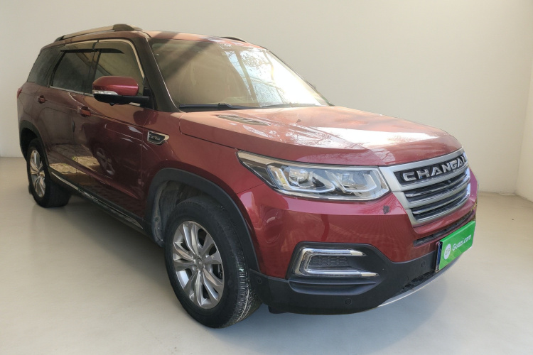 长安CS95 2017款 2.0T 四驱智劲版车身外观3