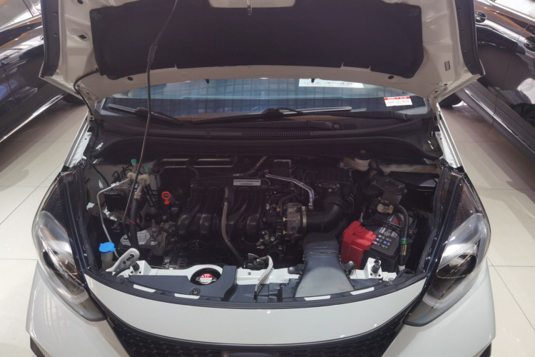 本田 LIFE 2021款 1.5L CVT CRO-SS灵趣版机舱底盘24