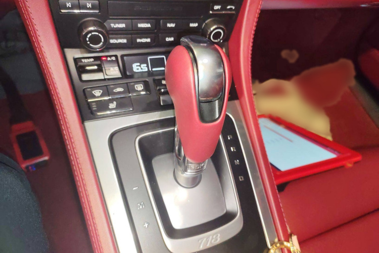 保时捷718 2020款 Boxster 2.0T局部细节18