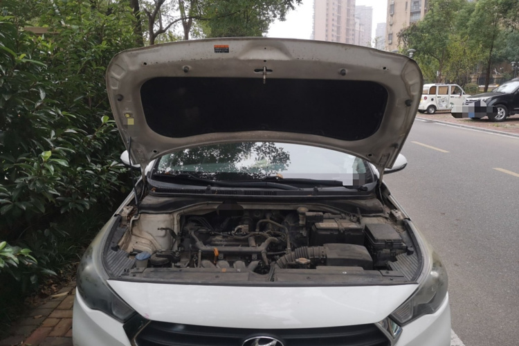 现代 悦纳 2016款 1.4L 自动炫酷版GLS局部细节24