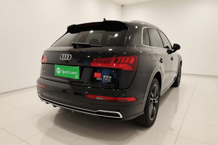 奥迪Q5L 2020款 改款 40 TFSI 荣享时尚型车身外观7