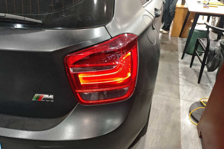 宝马1系(进口) 2013款 改款 116i 领先型车身外观6001