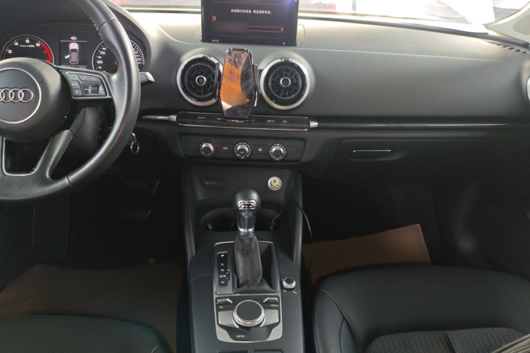 奥迪A3 2019款 Sportback 35 TFSI 时尚型 国V局部细节18