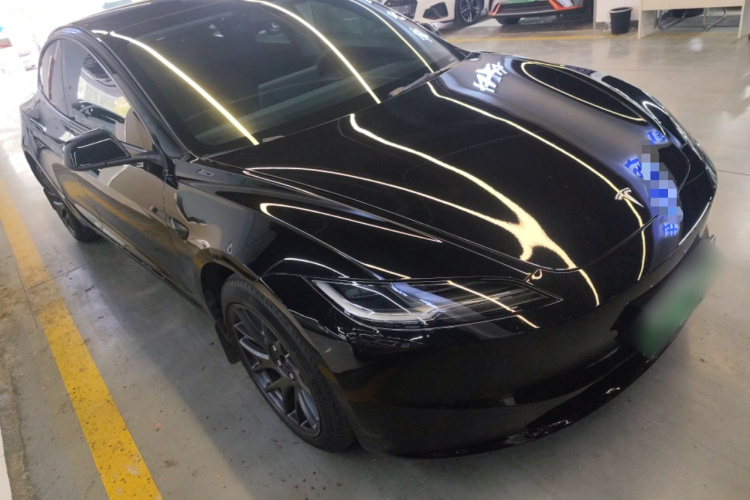 特斯拉 Model 3 2023款 后轮驱动版车身外观6002