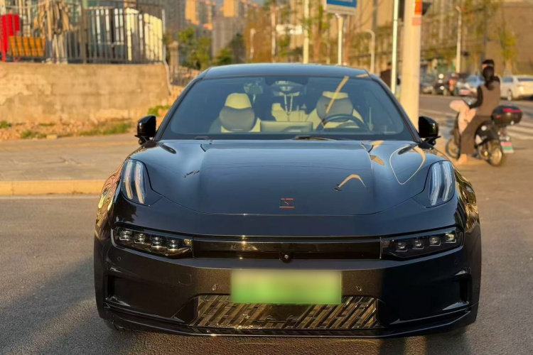 极氪001 2022款 超长续航双电机 YOU版车身外观6010