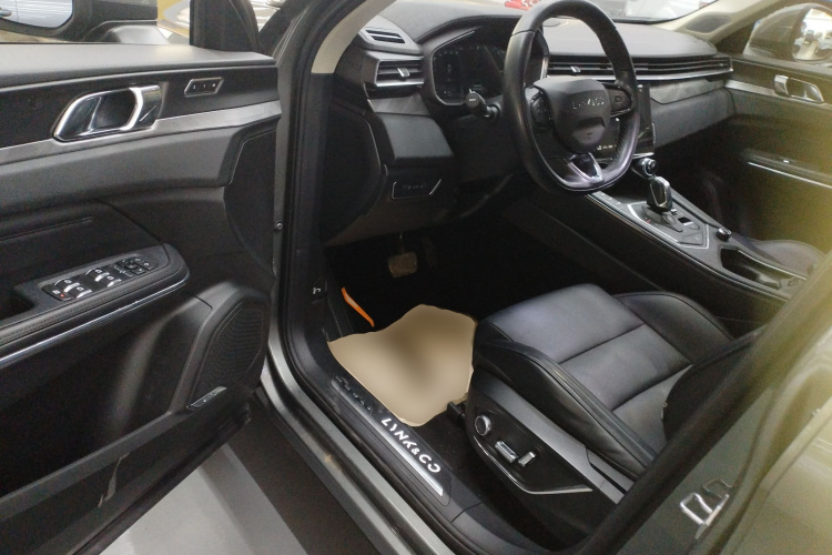 领克01 2021款 2.0TD 两驱型Pro中控内饰20