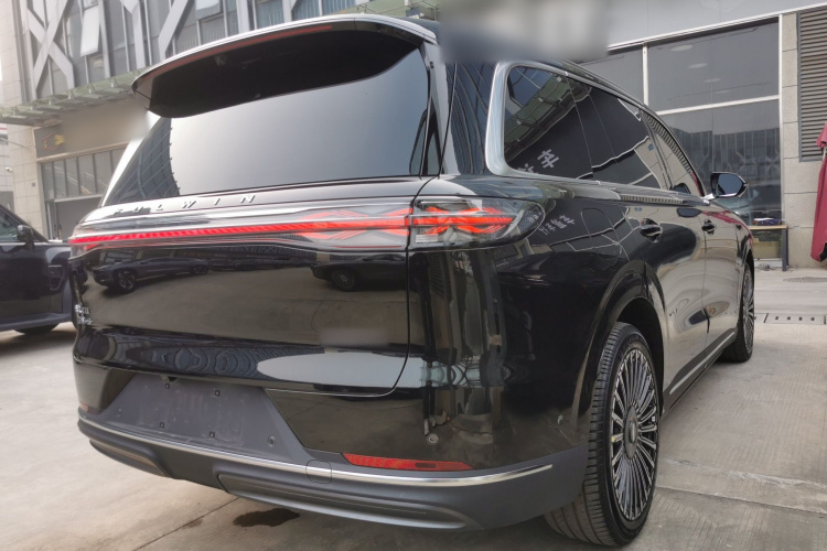 奇瑞 风云T11 2026款 220四驱全家乐车身外观6005