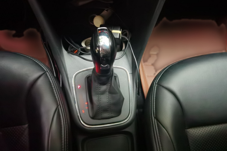 大众 Polo 2014款 1.4L 自动舒适版局部细节18