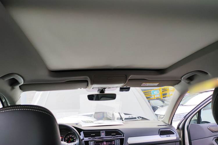 大众 途观L 2018款 330TSI 自动两驱豪华版局部细节22