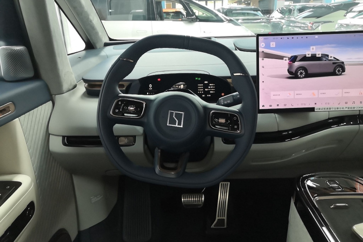 极氪MIX 2025款 长续航智驾版局部细节13