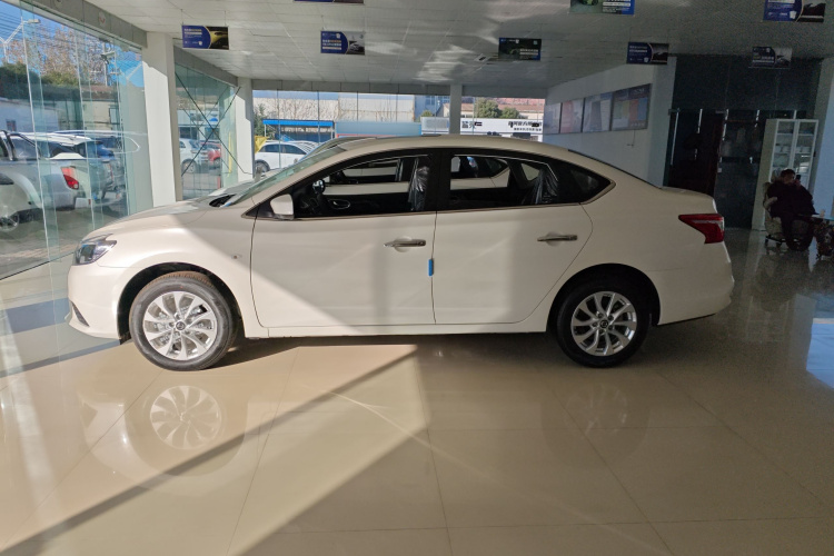 日产 轩逸 2024款 改款三 经典 1.6XE CVT舒适版车身外观6006