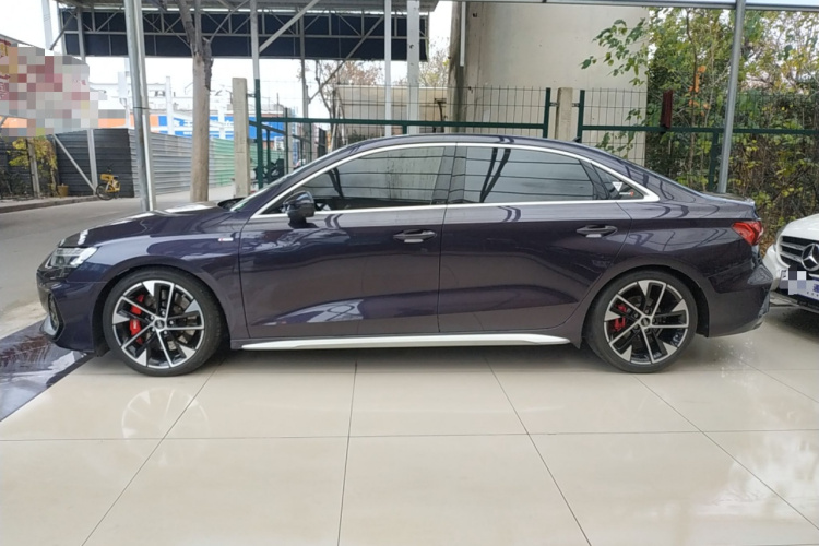 奥迪A3 2025款 A3L Limousine 35TFSI 飞驰尊享型 +豪华臻选包车身外观4