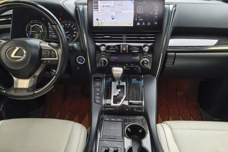 雷克萨斯LM 2020款 300h 七座隽雅版中控内饰7001