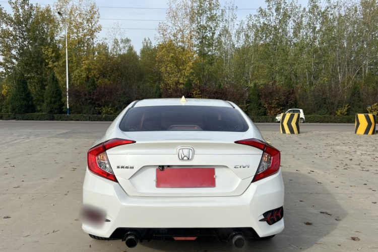 本田 思域 2016款 180TURBO CVT舒适版车身外观6003