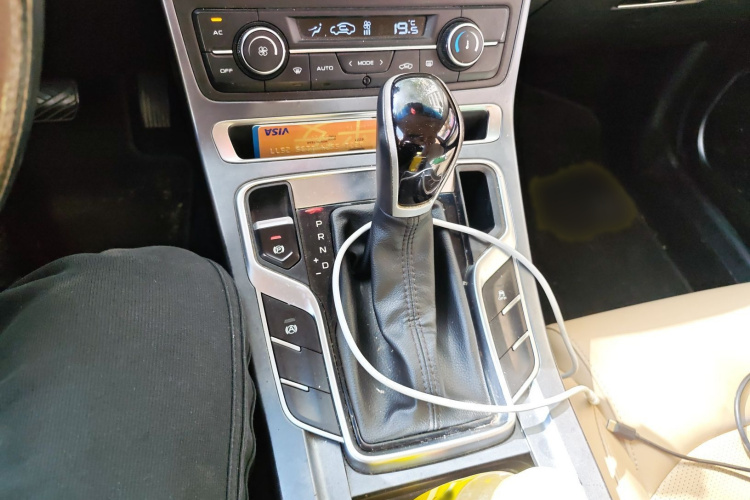 吉利汽车 帝豪 2018款 1.5L CVT豪华型局部细节18