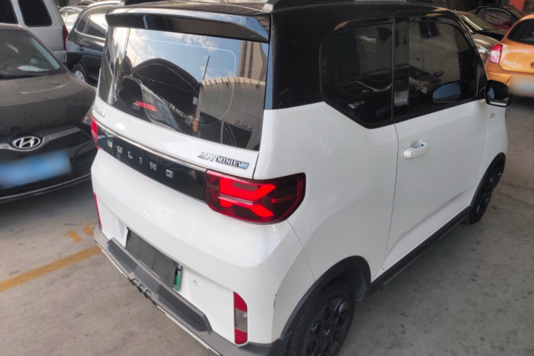 五菱汽车 宏光MINIEV 2022款 GAMEBOY 300km 玩咖款 磷酸铁锂车身外观7