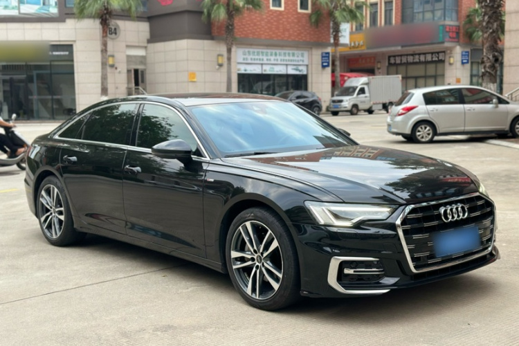 奥迪A6L 2023款 40 TFSI 豪华动感型车身外观6002