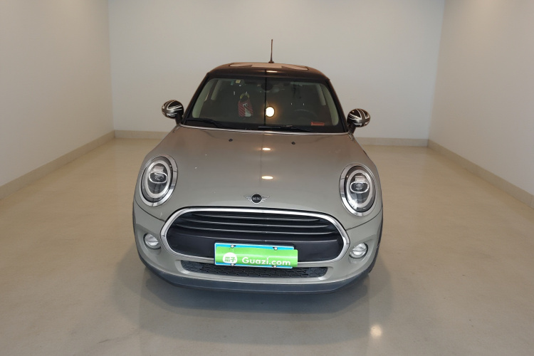 MINI 2018款 1.5T COOPER 经典派车身外观2