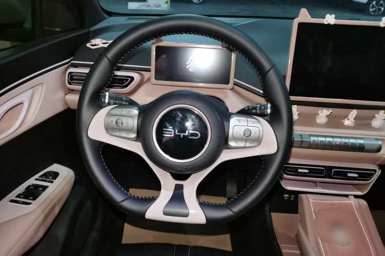 比亚迪 海鸥 2025款 305km 自由版中控内饰13