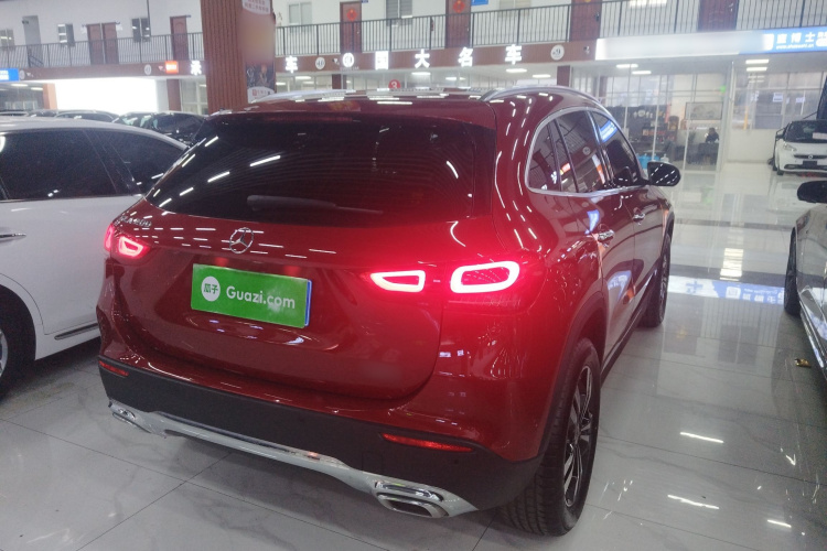 奔驰GLA 2022款 改款 GLA 200车身外观6005