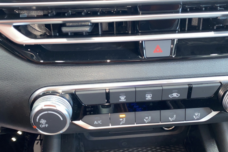 日产 天籁 2024款 2.0L XE 真心版局部细节16