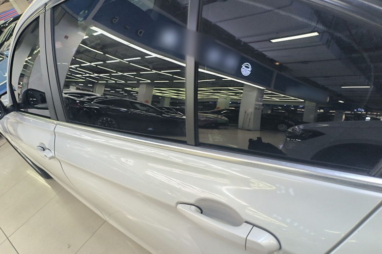 宝马3系 2017款 320Li 时尚型车身外观6003