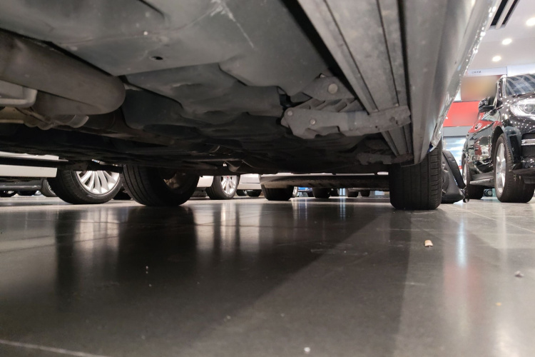 玛莎拉蒂 Levante 2022款 3.0T Modena局部细节9002