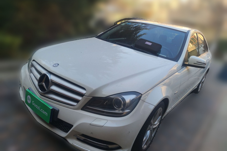 奔驰C级 2011款 C 200 CGI 时尚型车身外观1