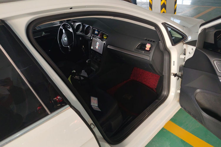 大众 高尔夫 2016款 1.6L 自动舒适型局部细节9005