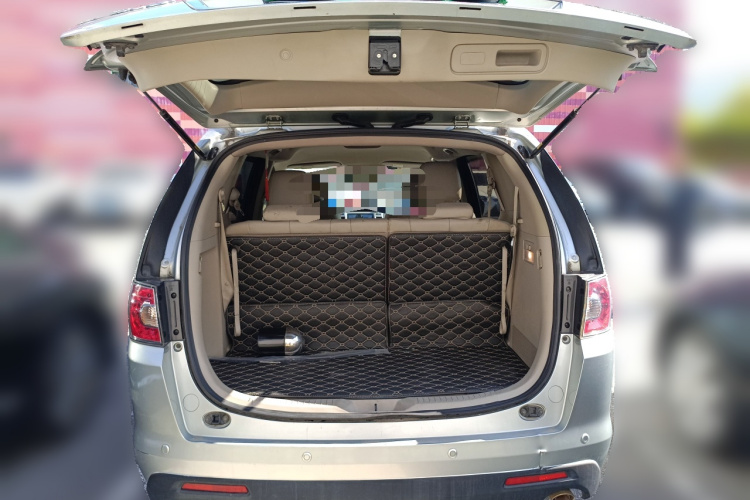 马自达8 2013款 2.5L 精英版局部细节23