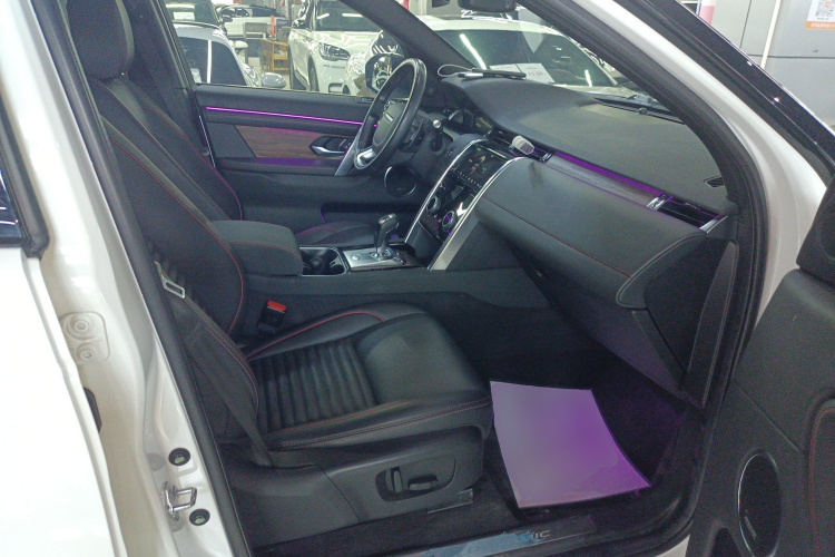 路虎 发现运动版 2020款 249PS R-Dynamic 性能版局部细节41