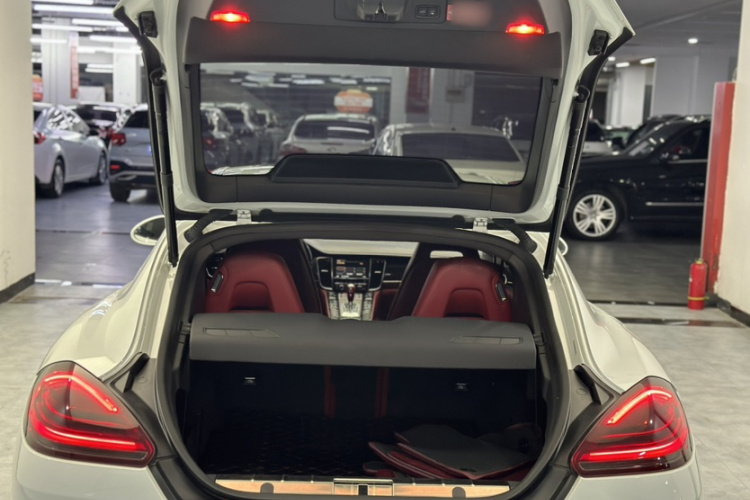 保时捷 2016款 Panamera Edition 3.0T车身外观6005