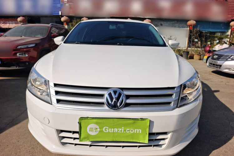 大众 桑塔纳 2015款 1.6L 自动风尚版车身外观2