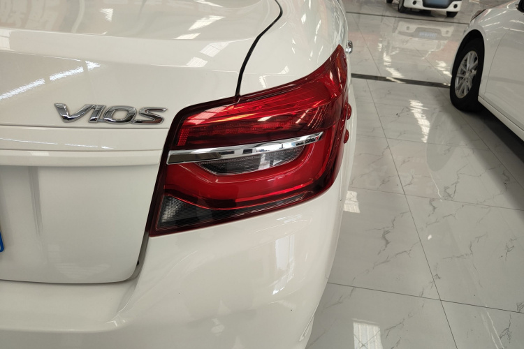 丰田 威驰 2022款 1.5L CVT创行CARE版车身外观6006